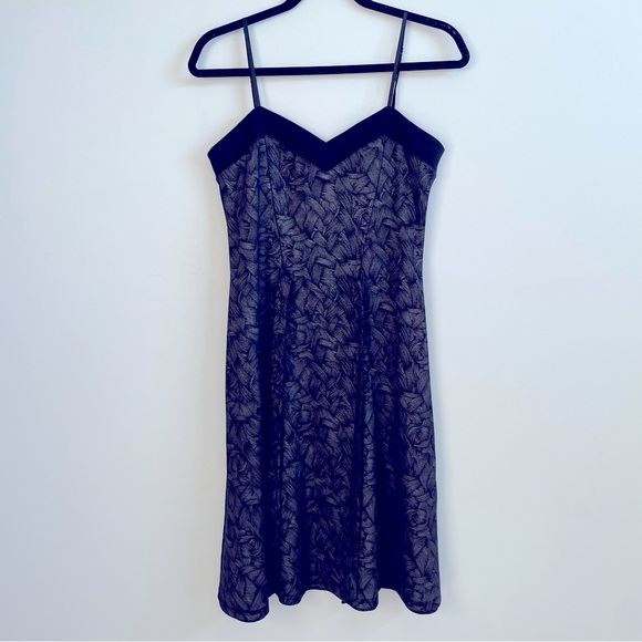 Damzels patterned black/grey dress (S) - Picture 1 of 6